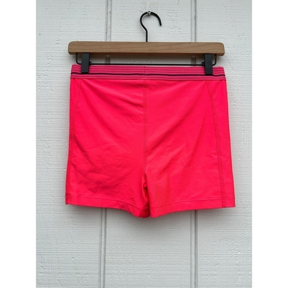 Under Armor Women's Hot‎ Pink Spandex Shorts, Sz Small - Picture 1 of 4